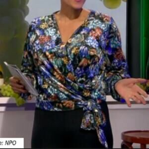 Zara Floral Velvet Wrap Top